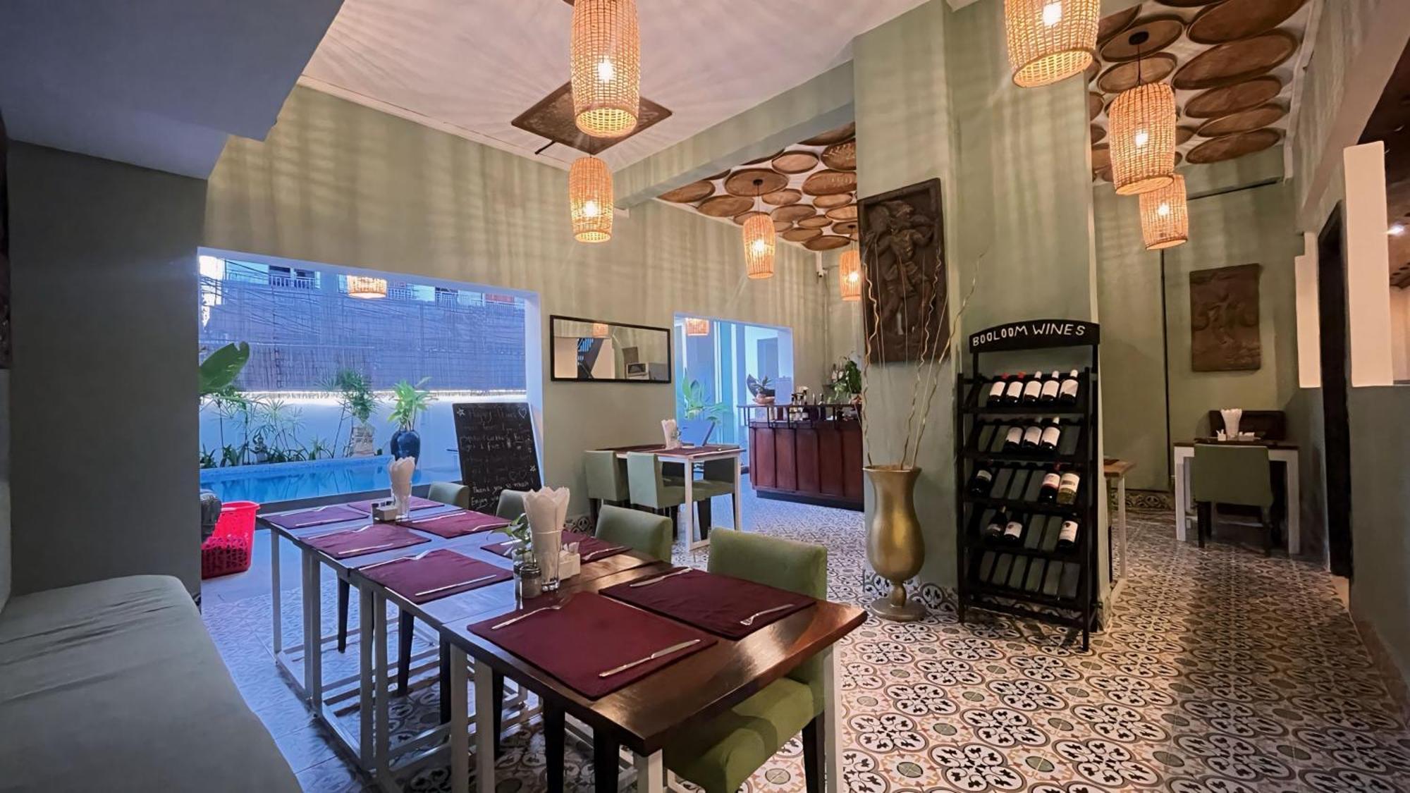 Hotel The Center Point Siem Reap Esterno foto